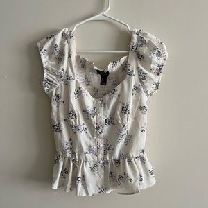 NWT Streetwear Society White Floral Blouse Size Medium
